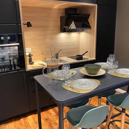 Apartment Majord'home - Le Valmy - Centre Lyon