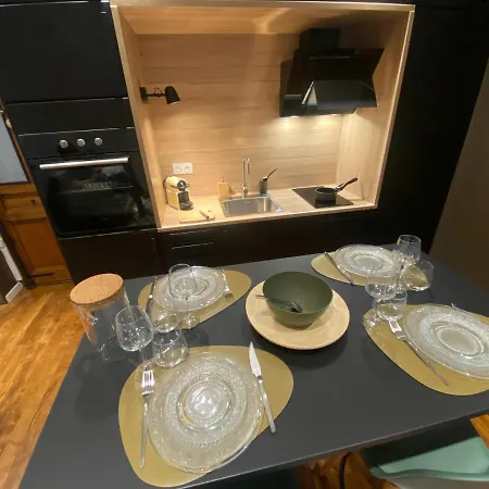 Apartment Majord'home - Le Valmy - Centre Lyon